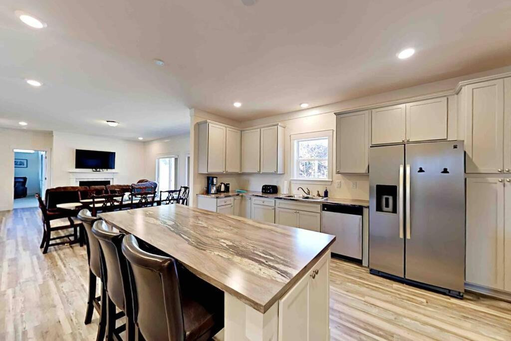 Serenity Views Comfort - Close To City & Parkway! Weaverville Экстерьер фото